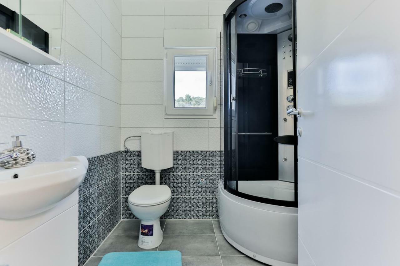 Scandalli Apartment Sevid