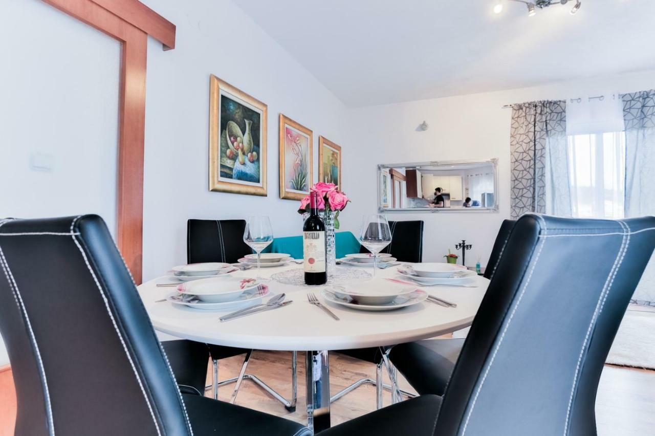 Scandalli Apartment